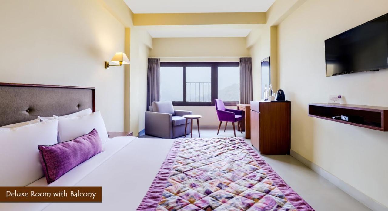 Mount Himalayan Hotel กังต็อก ภายนอก รูปภาพ
