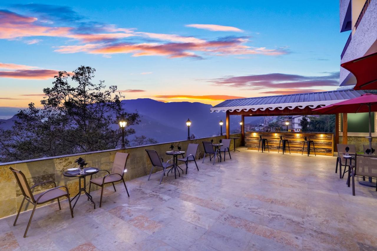 Mount Himalayan Hotel กังต็อก ภายนอก รูปภาพ